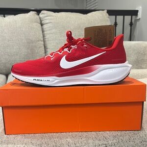 Nike Men's Red Running Shoes